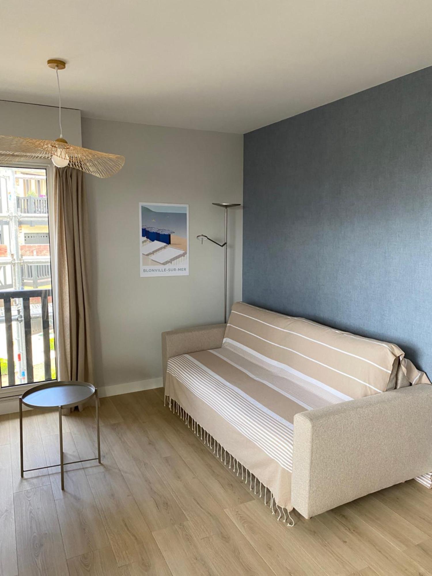 Appartement 65M2 Avec Balcon Vues Partielles Mer A 150M De La Plage Et Centre, Wifi Et Parking Prive Blonville-sur-Mer Extérieur photo